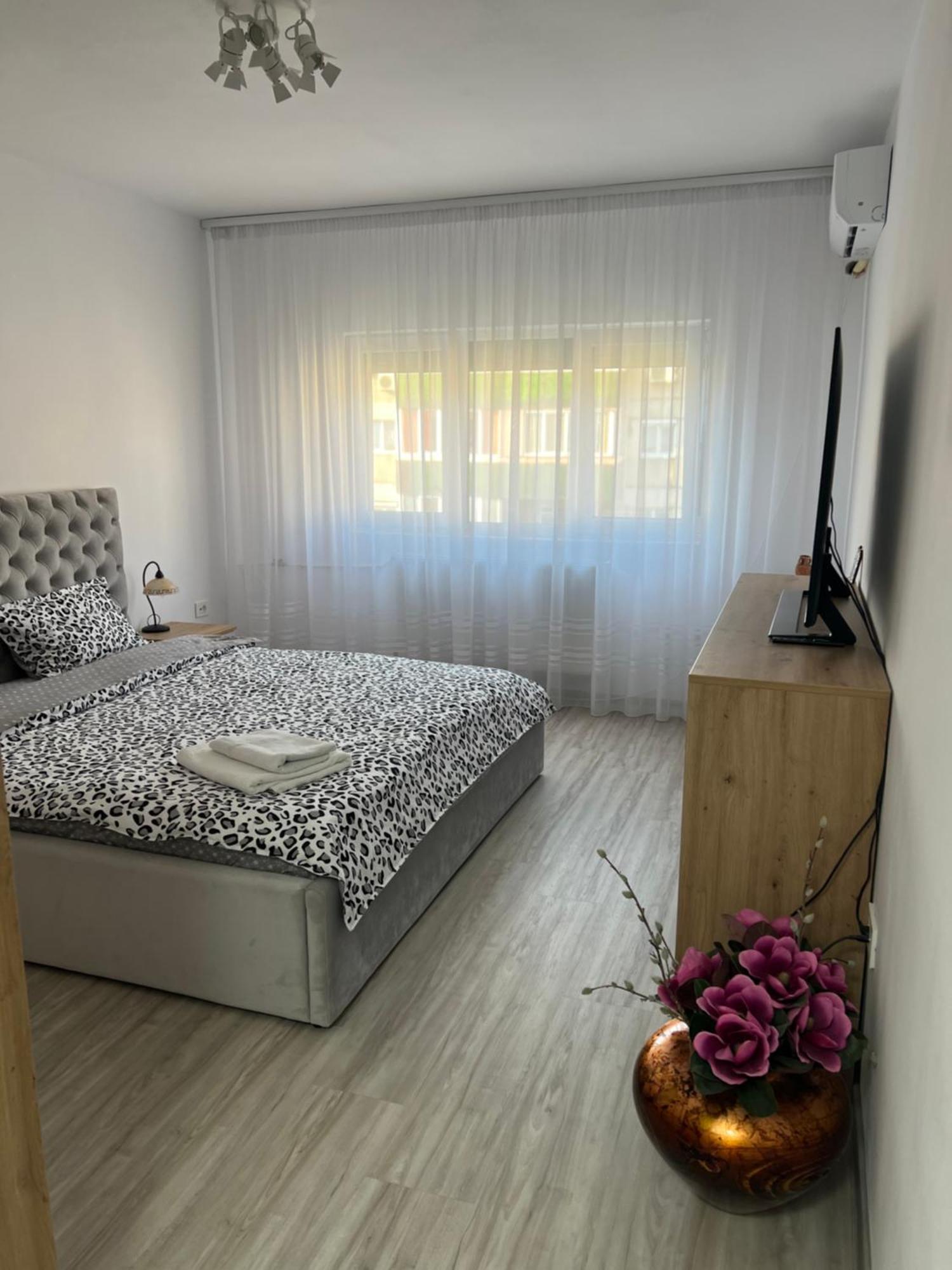 אורדאה Apartament Tudor מראה חיצוני תמונה